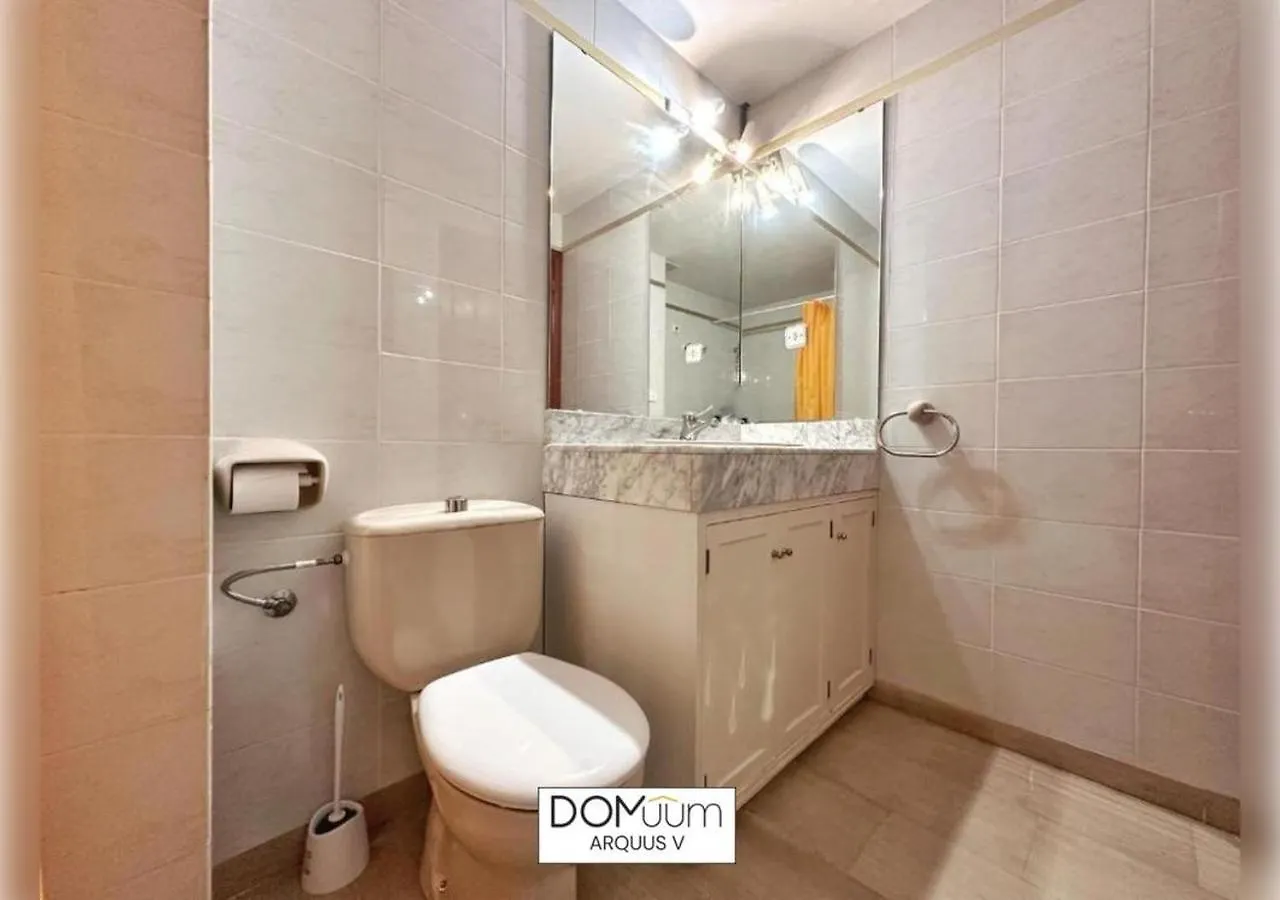 Domuum Holidays - Arquus V Salou Apartment